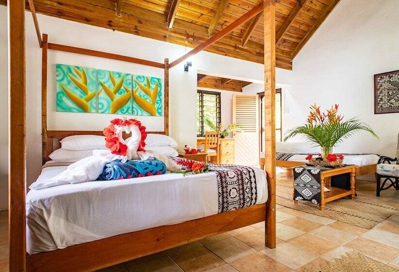 هتل Tiliva Resort