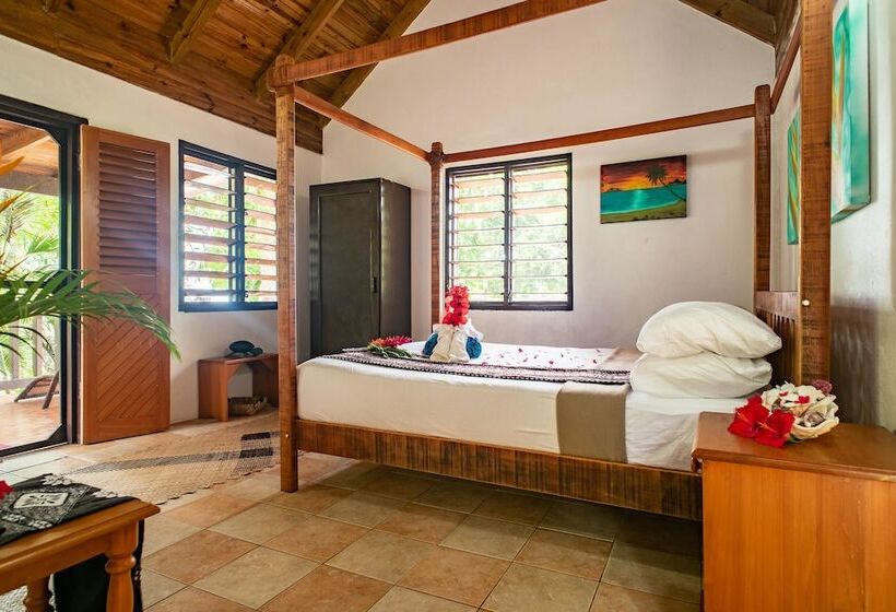 هتل Tiliva Resort