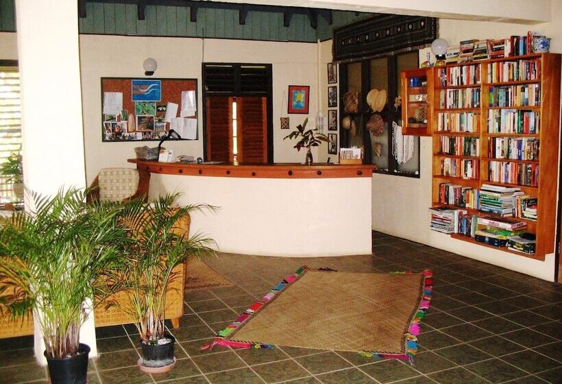 هتل Tiliva Resort