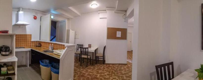 پانسیون Villa Kadriorg Hostel
