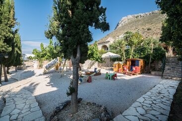 Villa Terpsichore St George Retreat By Apokoronas Villas
