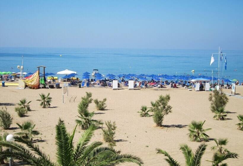 The Sea View Apartments