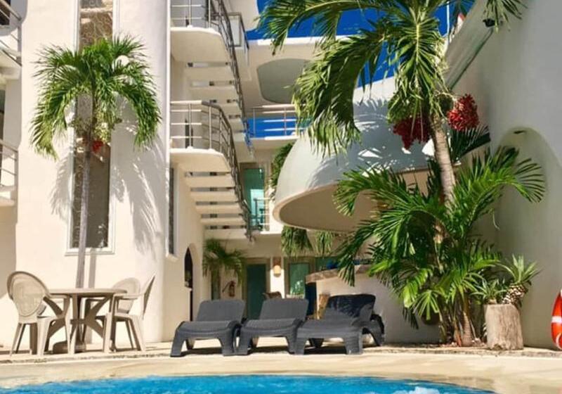 هتل Blue Star Cancun