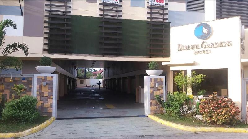 هتل Dianne Gardens