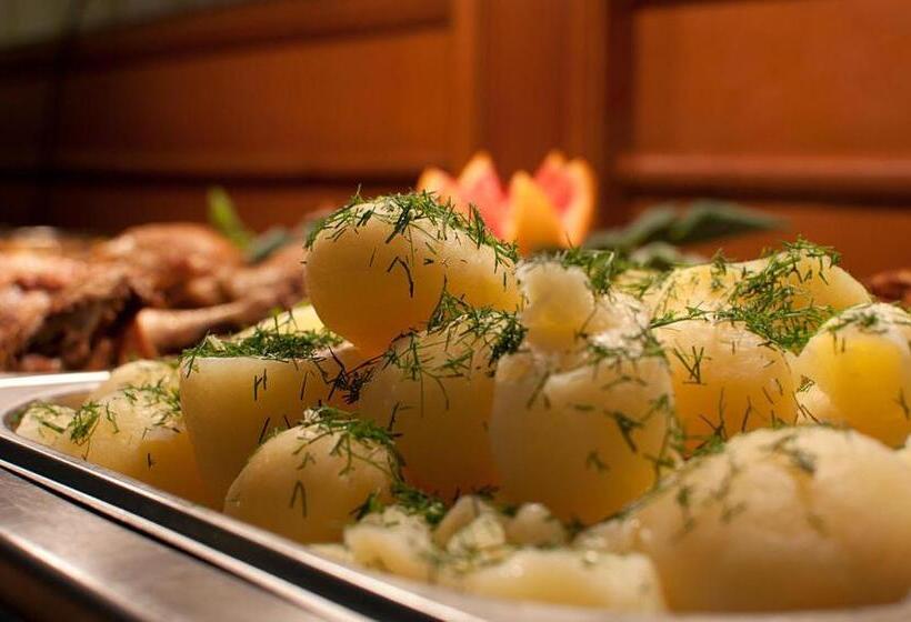 هتل Dworek Morski Spa & Wellness
