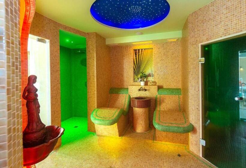 هتل Dworek Morski Spa & Wellness