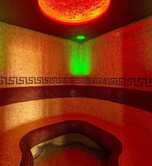 هتل Dworek Morski Spa & Wellness