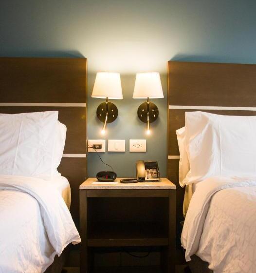 هتل Holiday Inn Express Merida Centro, An Ihg