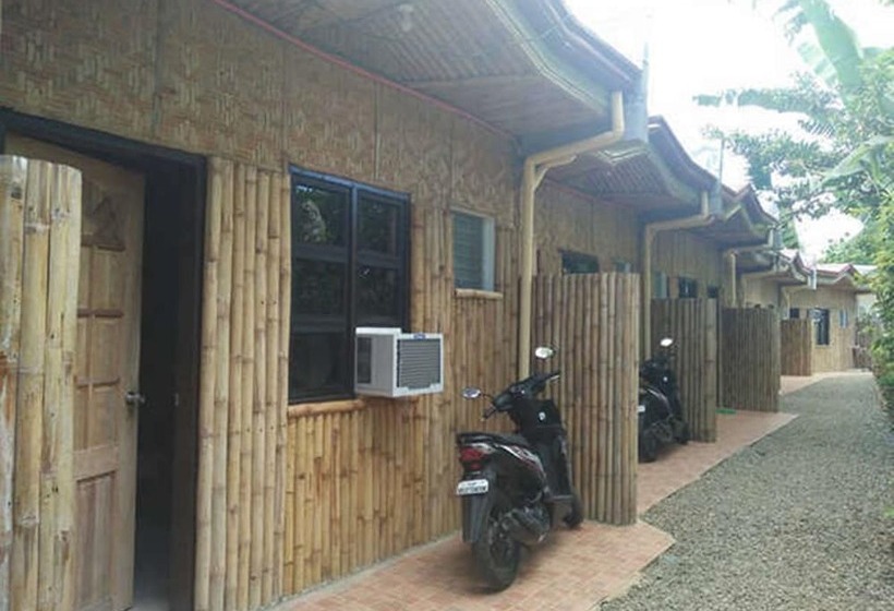 Hotel Miles Yce Bamboo House