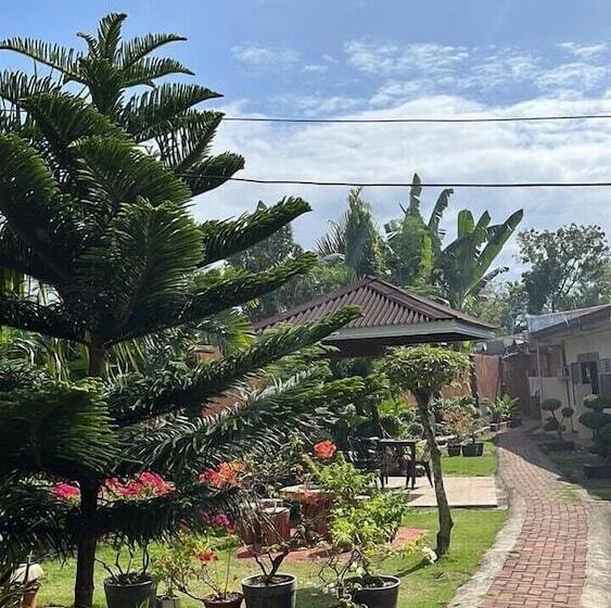 Hotel Miles Yce Bamboo House