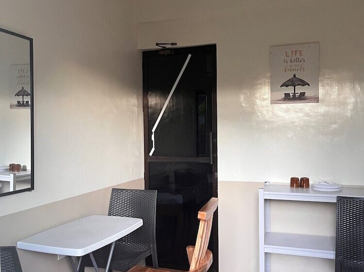 Hotel Miles Yce Bamboo House