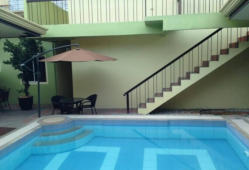 هتل Sun Moon Poolside