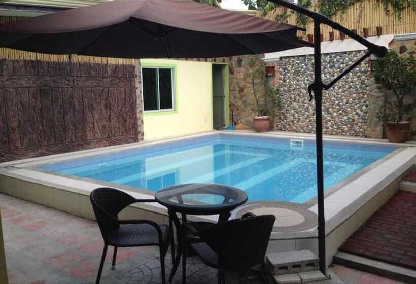 هتل Sun Moon Poolside