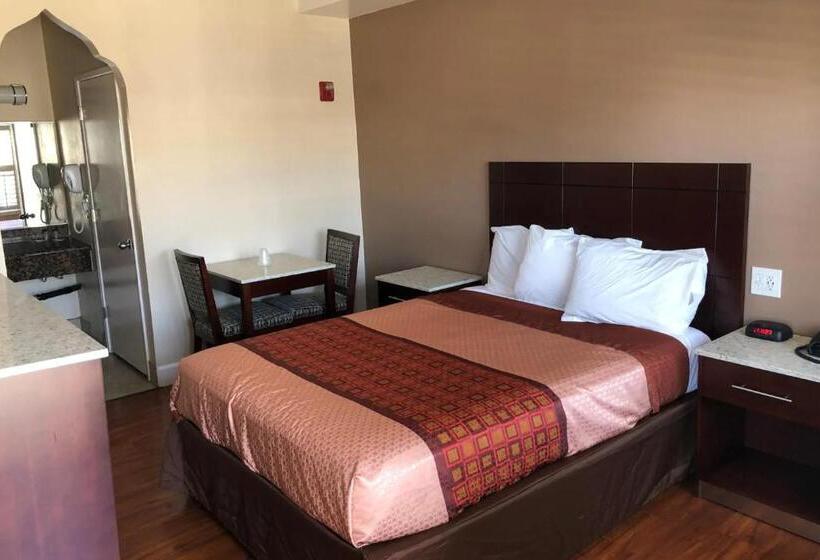 مُتل Travelodge By Wyndham Harbor City