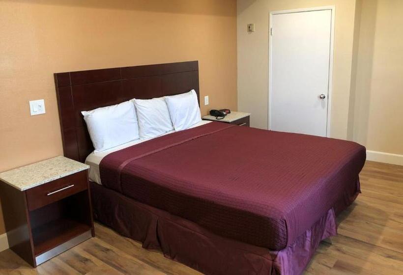 مُتل Travelodge By Wyndham Harbor City