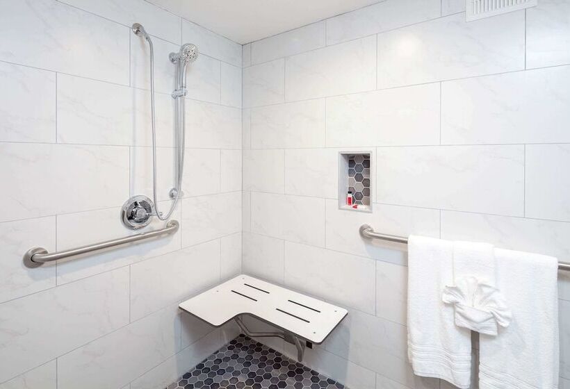 مُتل Travelodge By Wyndham Harbor City