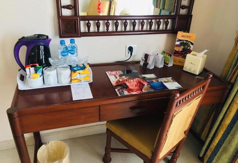 هتل Beach Luxury