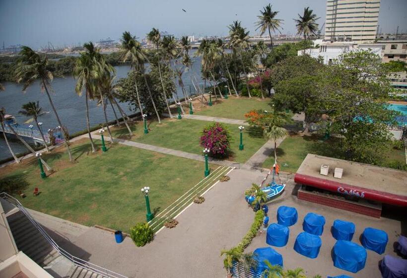 هتل Beach Luxury
