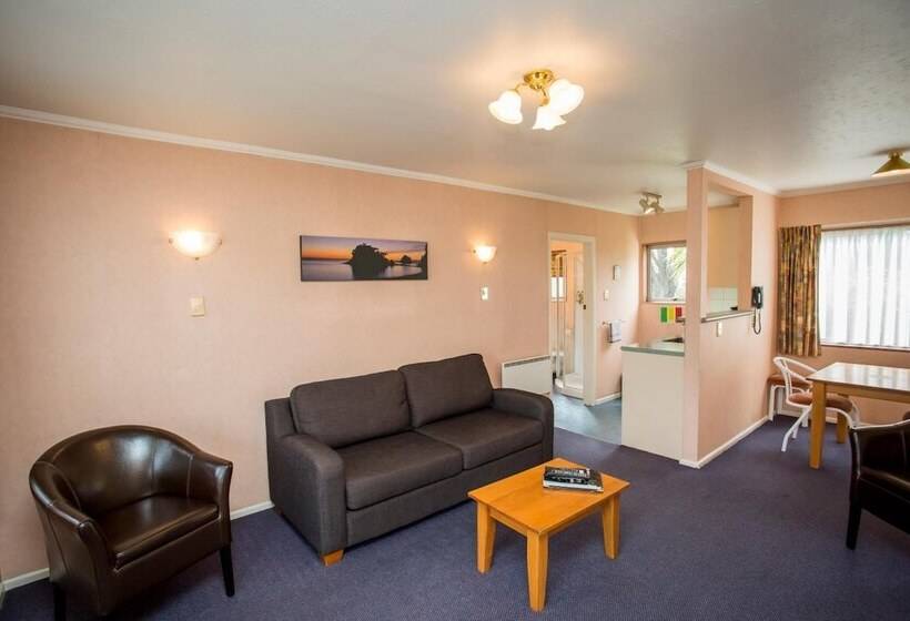 هتل Parklands Motor Lodge Timaru