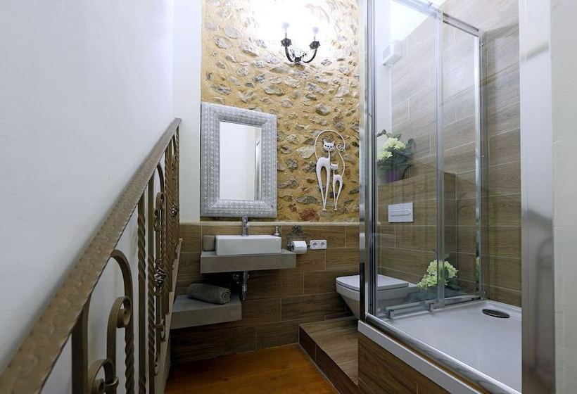 تختخواب و صبحانه Casa Mistela
