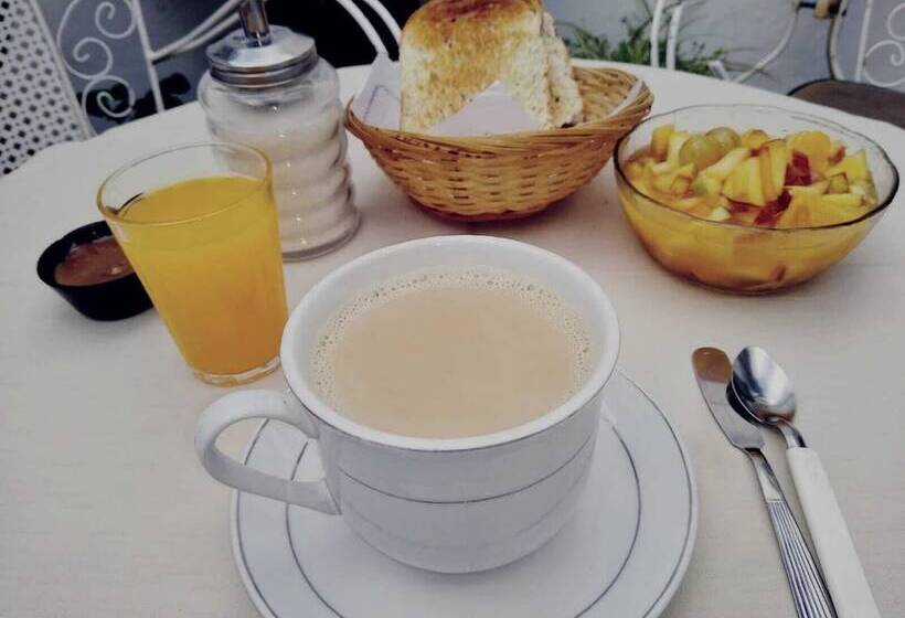 تختخواب و صبحانه Hostal La Pachamama