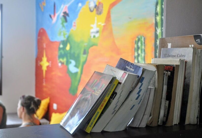 Bona Vida Hostel