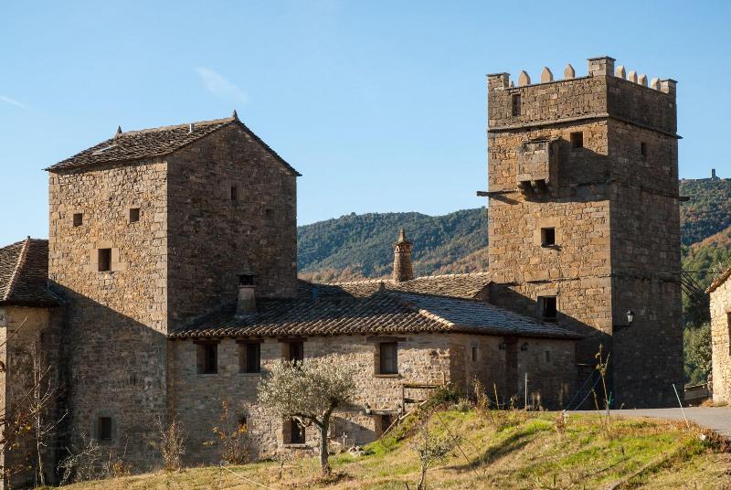 Casa Mur De Alujan