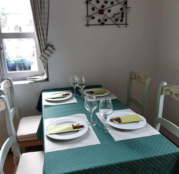 פונדק Posada Sarigarri