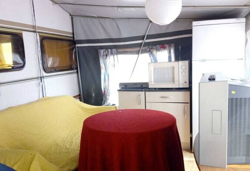 בית מלון כפרי Camping Almocita
