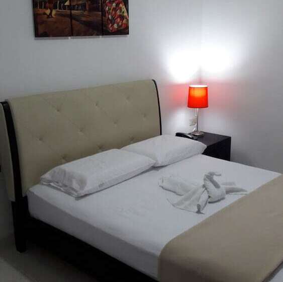 هتل Macal Plaza