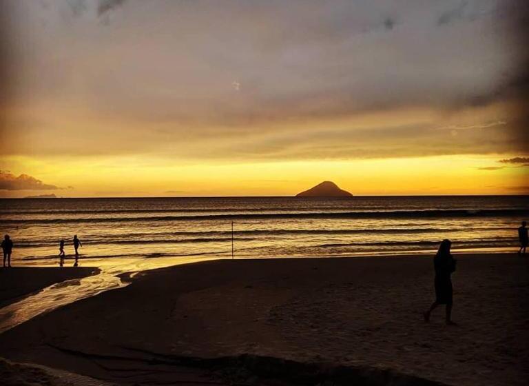 هتل Mares De Camburizinho