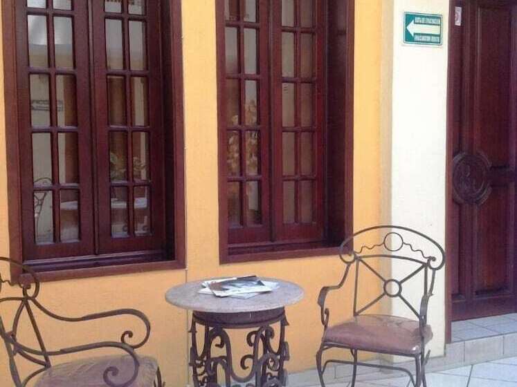هتل Plaza Jardin