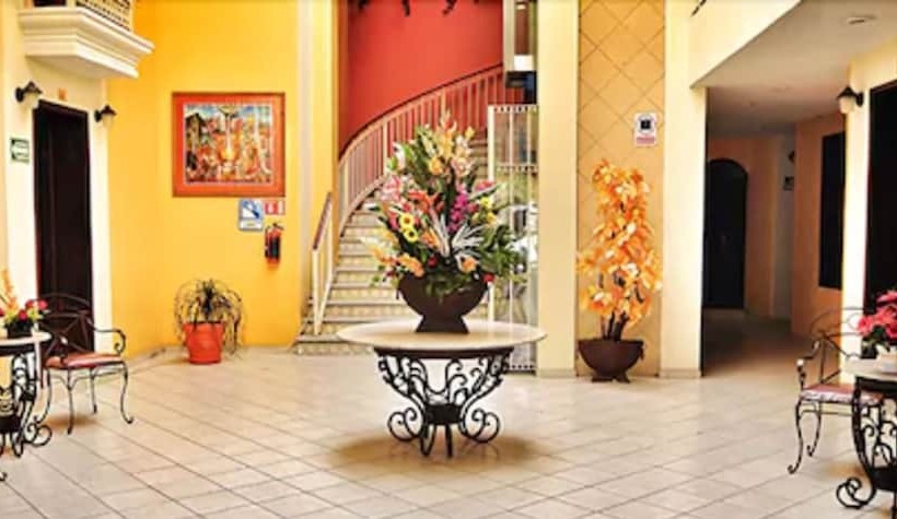 هتل Plaza Jardin
