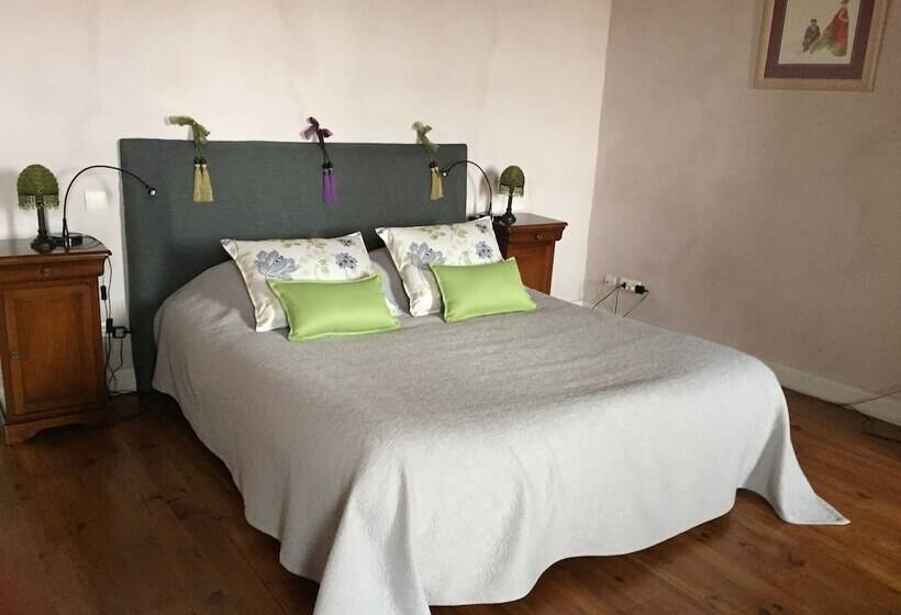 פנסיון La Maison D Anaïs