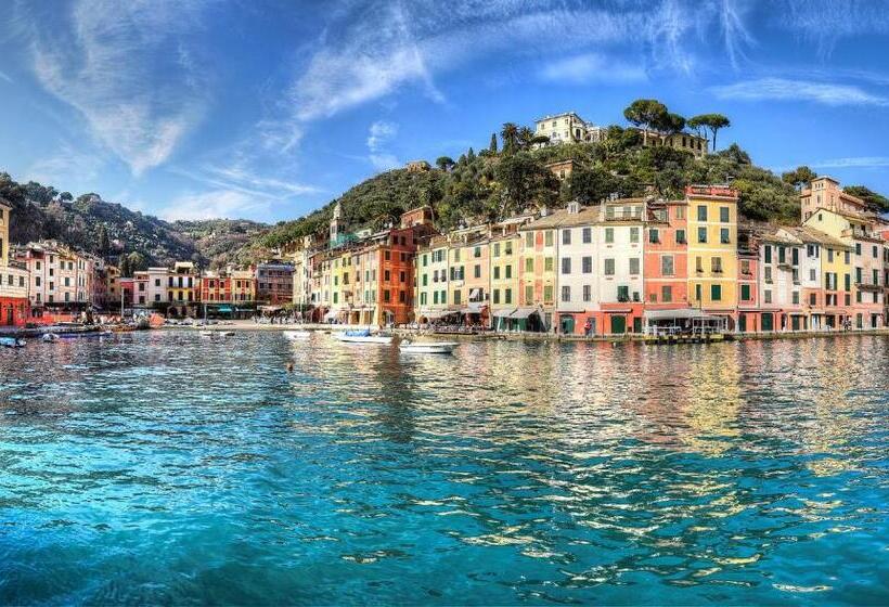 پانسیون Royal Suite