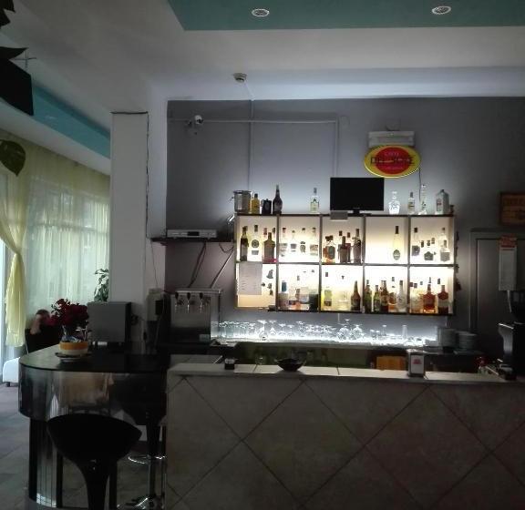 پانسیون Villa Lorena