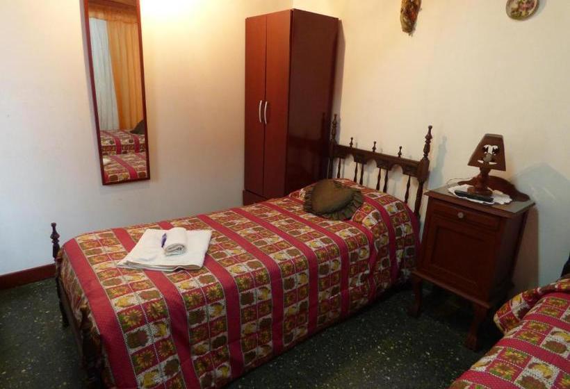 Sayta Hostal