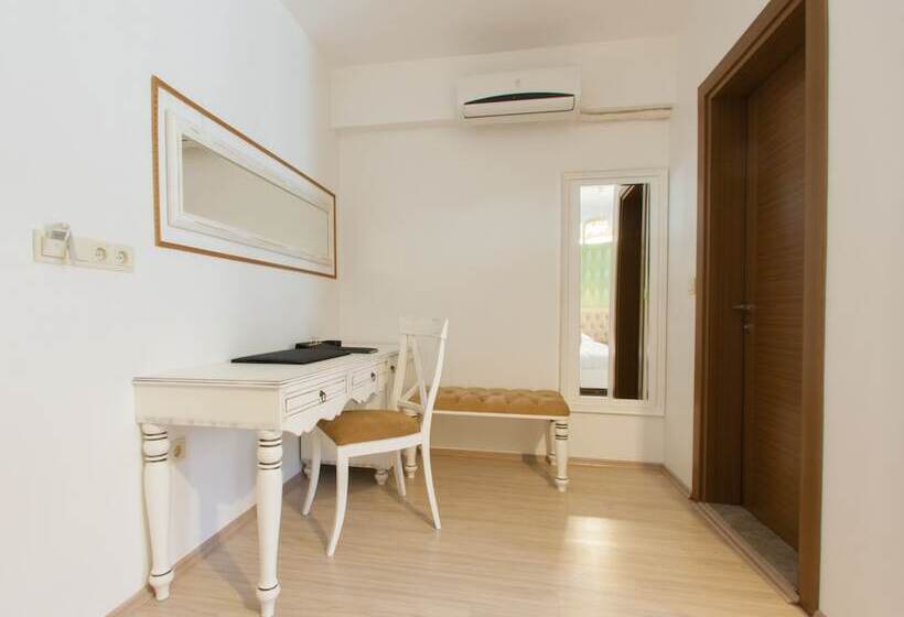 فندق 1inci Konak