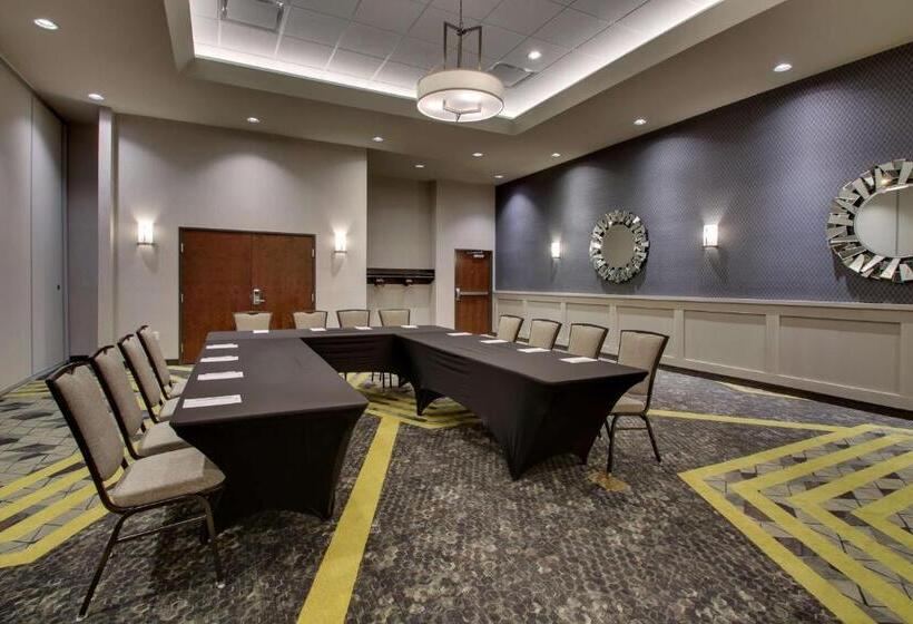 Drury Plaza Hotel Cape Girardeau Conference Center