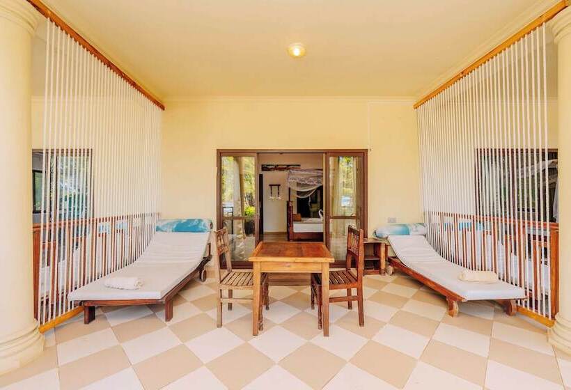 בית מלון כפרי Ifa Beach Resort