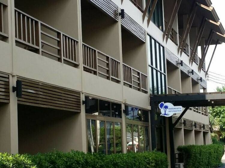 ホテル La Playa Boutique Resort