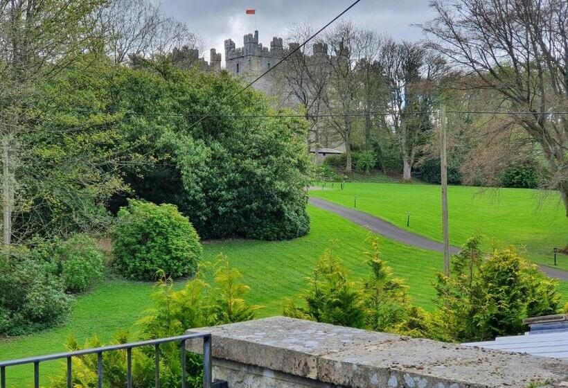 هتل Langley Castle