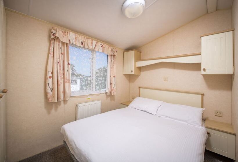 هتل South Bay Holiday Park