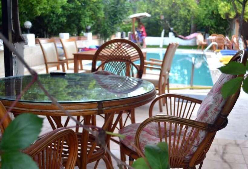 Ipek Hotel Camyuva