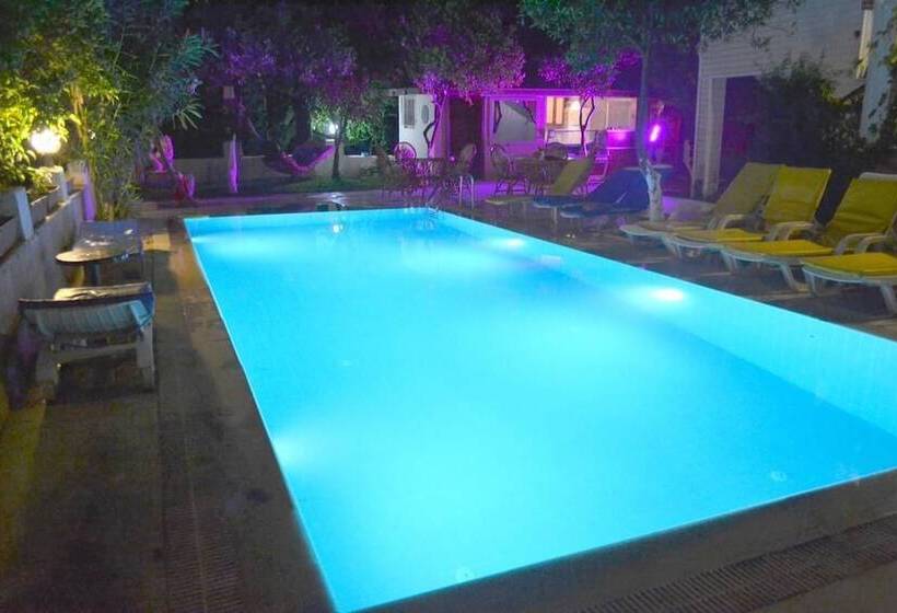 Ipek Hotel Camyuva