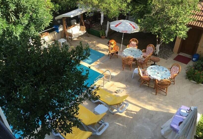 Ipek Hotel Camyuva