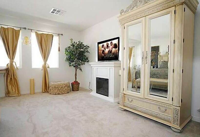 لاس فيجاس, Jewel Estates Golf Cribs أفضل العروض مع دستينيا