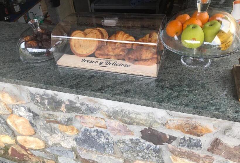 Villa Palatina Superior Hostel