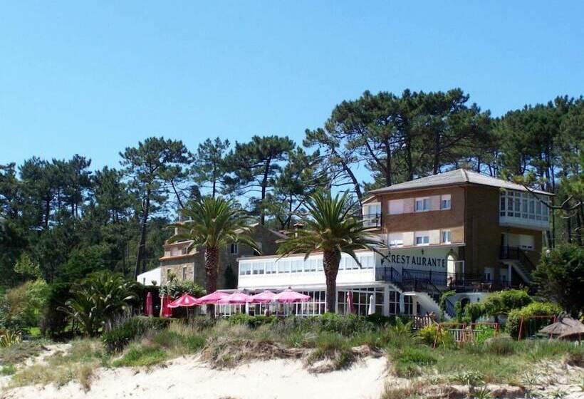 تختخواب و صبحانه Playa De Estorde