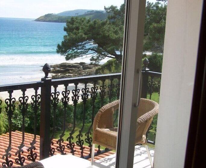 تختخواب و صبحانه Playa De Estorde